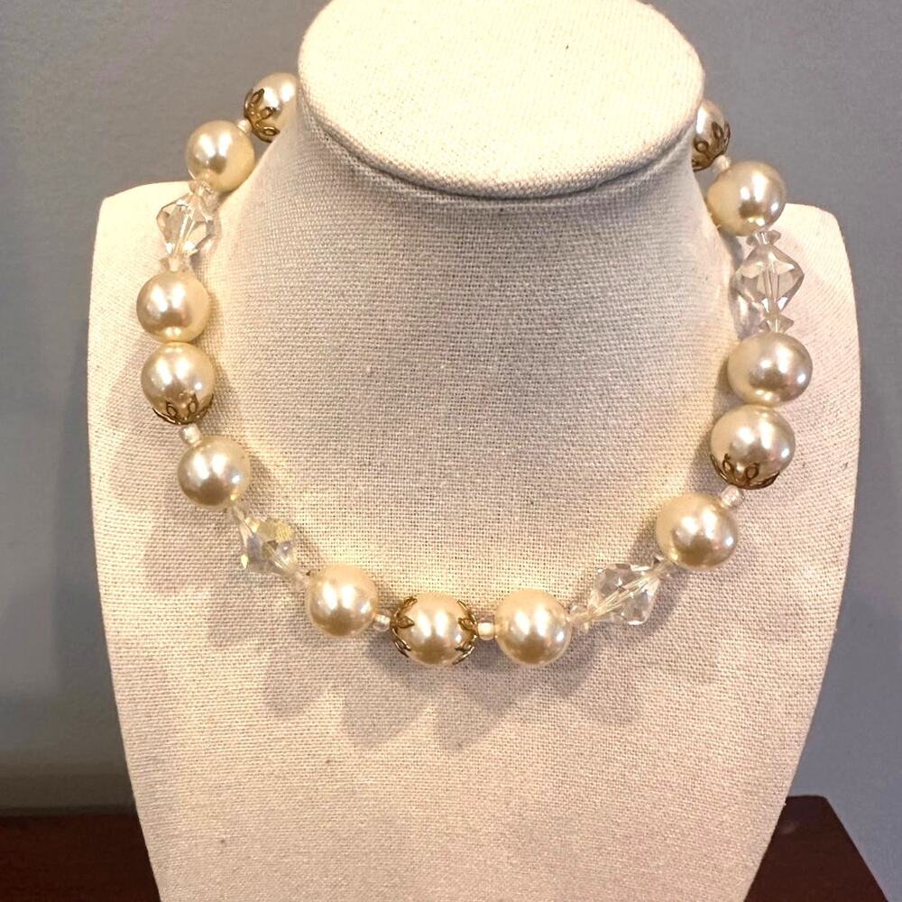 LISNER Vintage Faux Pearl Statement Necklace Oversized Beaded Costume Jewelry
